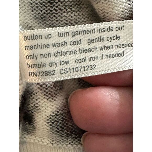 Fashion Bug Women's Plus 18W Leopard Print Cardigan 3/4 Sleeve Sweater - Picture 6 of 6